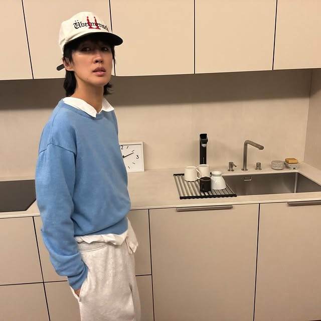 韓國女星洪真慶面對女兒的爭議也感到十分有壓力。（圖／翻攝自洪真慶 IG）