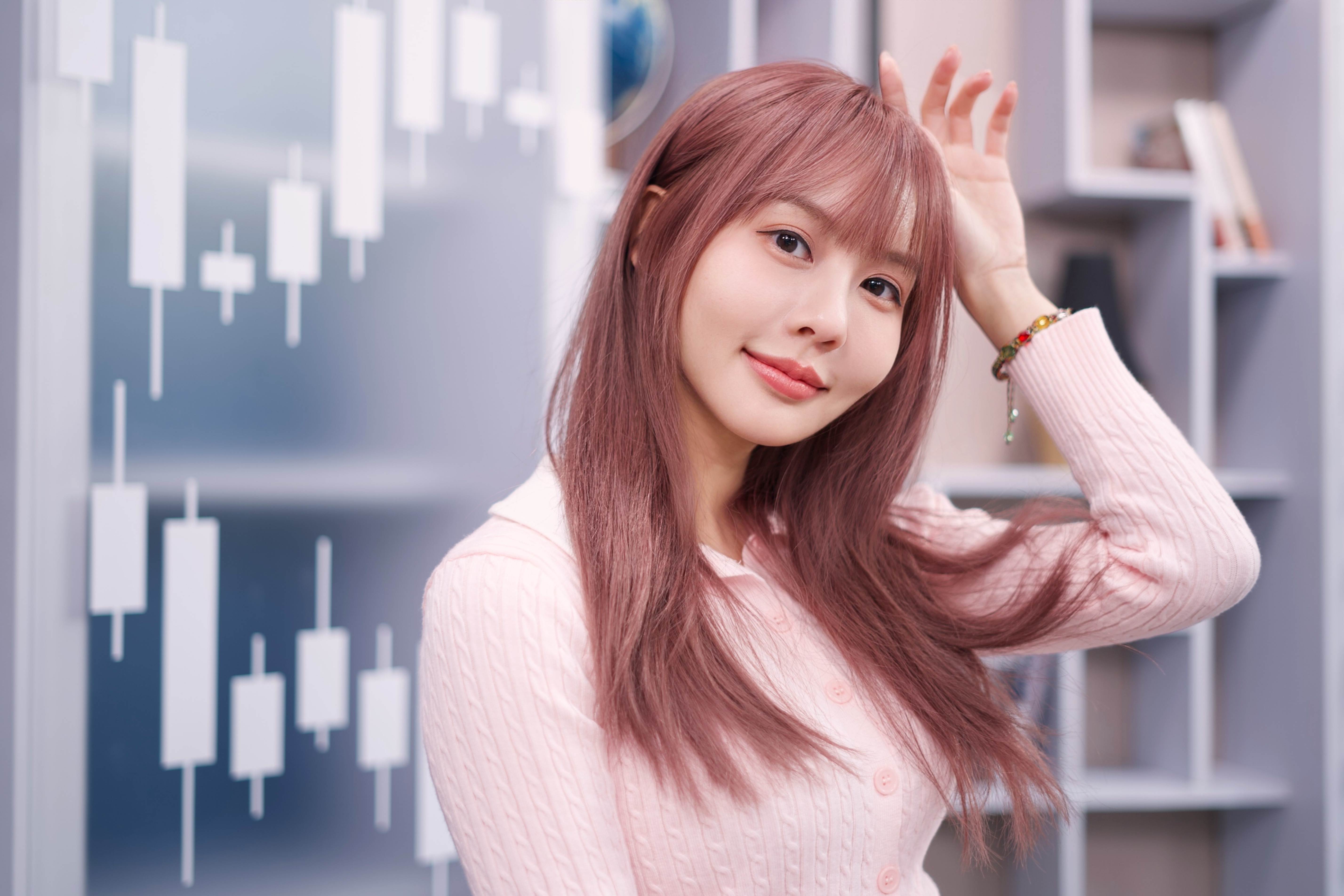 崔荷潾因擔心手術後遺症而選擇不開刀治療。（圖／東森娛樂）