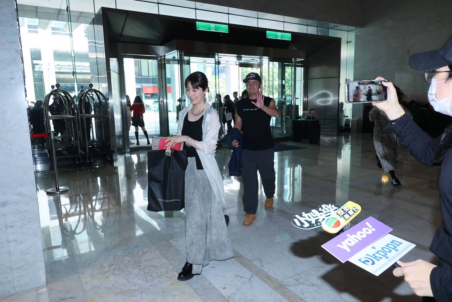 范逸臣與田中千繪低調現身孫協志、夏宇童婚宴。（圖／東森娛樂）