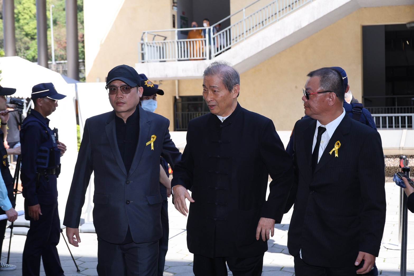 <a href='https://star.ebc.net.tw/search/tags/張安樂/' target='_blank'>張安樂</a>現身告別式。（圖／東森娛樂）