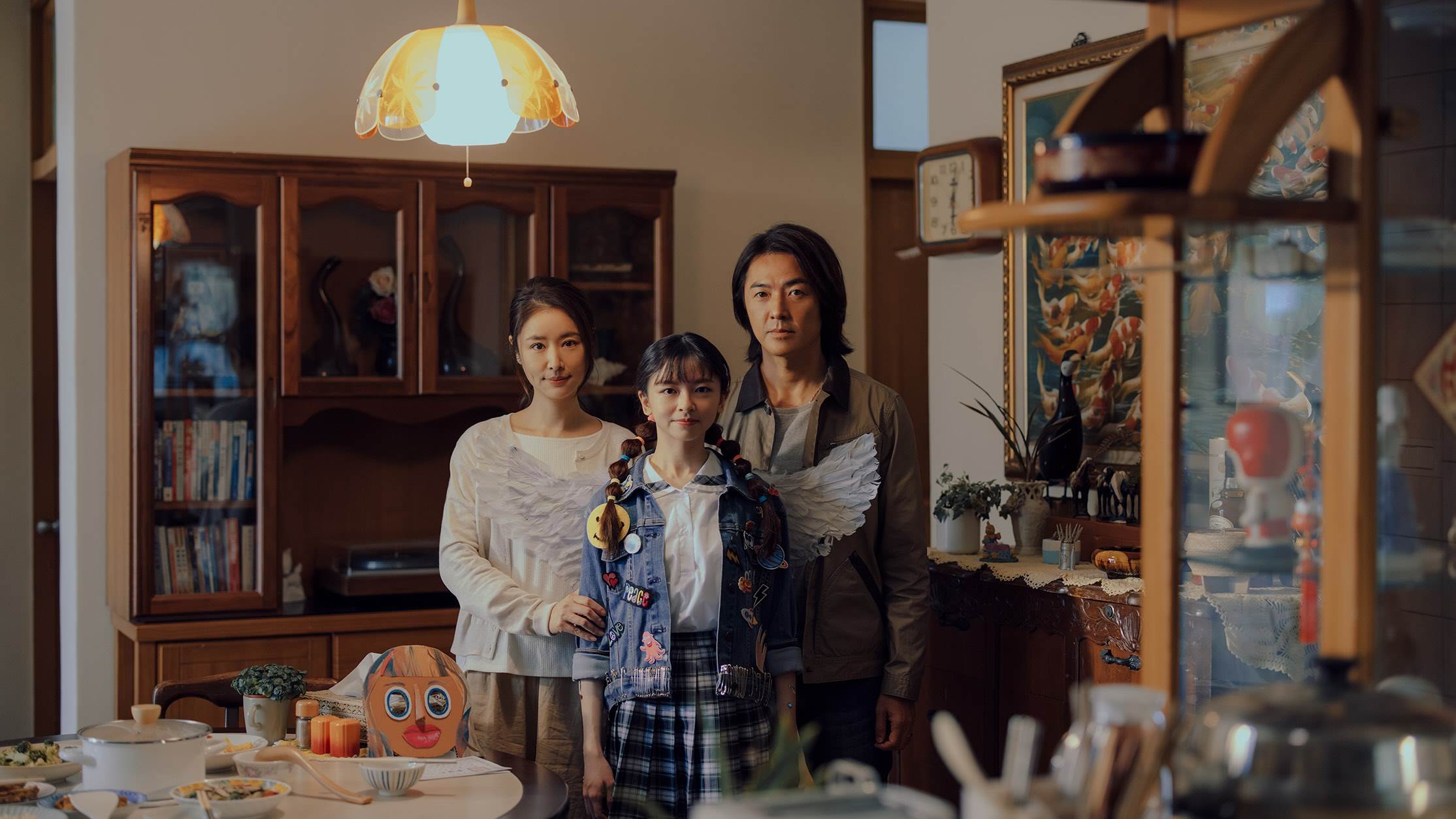 林心如驚喜客串《百萬人推理》 與鄭伊健飾演夫妻。（圖／Netflix提供）