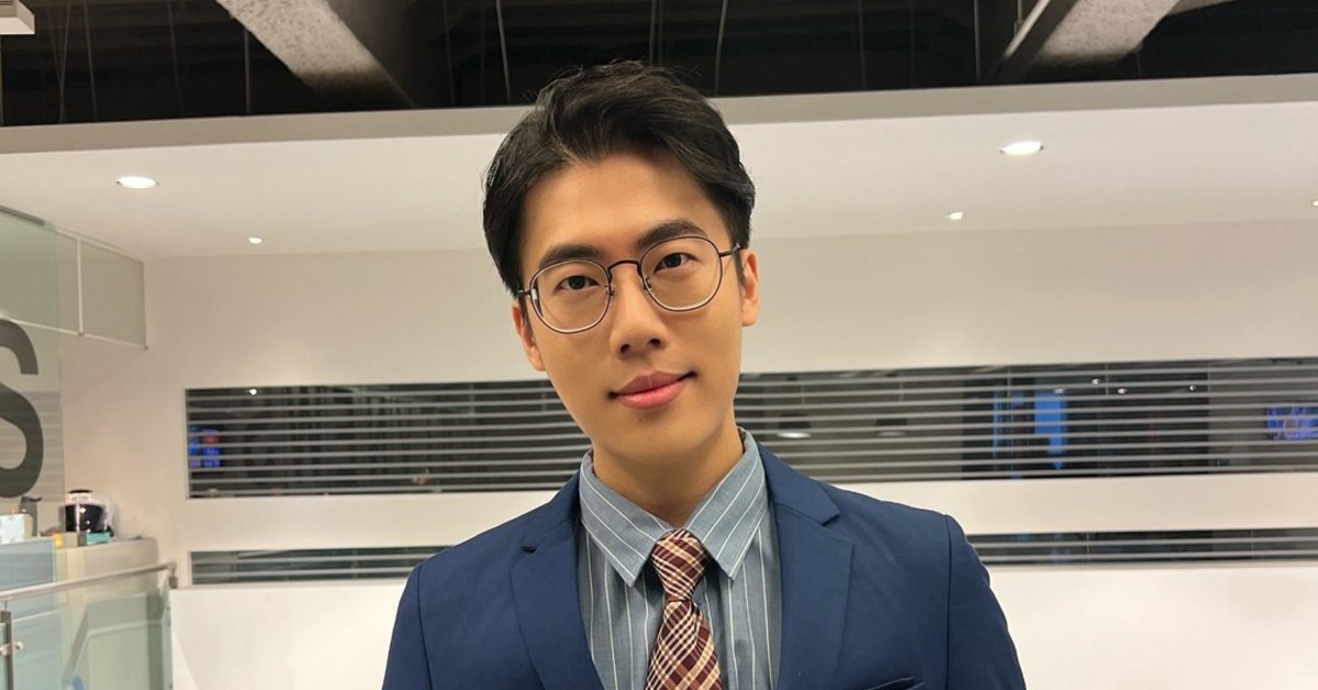 台彩開獎節目《全民i彩券》的主持人夏浩源。（圖／翻攝自夏浩源 IG）