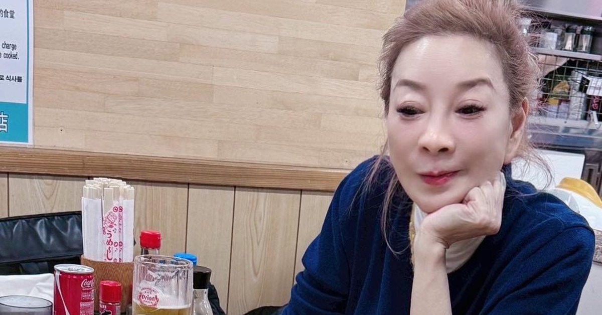 楊繡惠近日赴沖繩旅遊。（圖／翻攝自楊繡惠臉書）