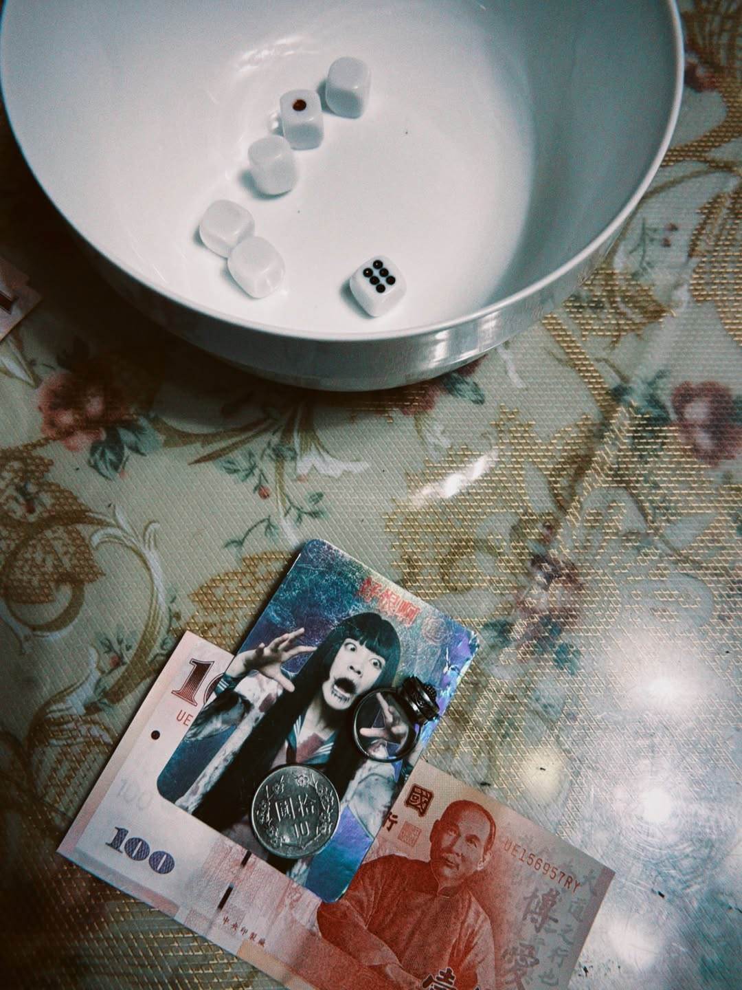 曹佑寧曬出<a href='https://star.ebc.net.tw/search/tags/戒指/' target='_blank'>戒指</a>照。（圖／翻攝自曹佑寧IG）