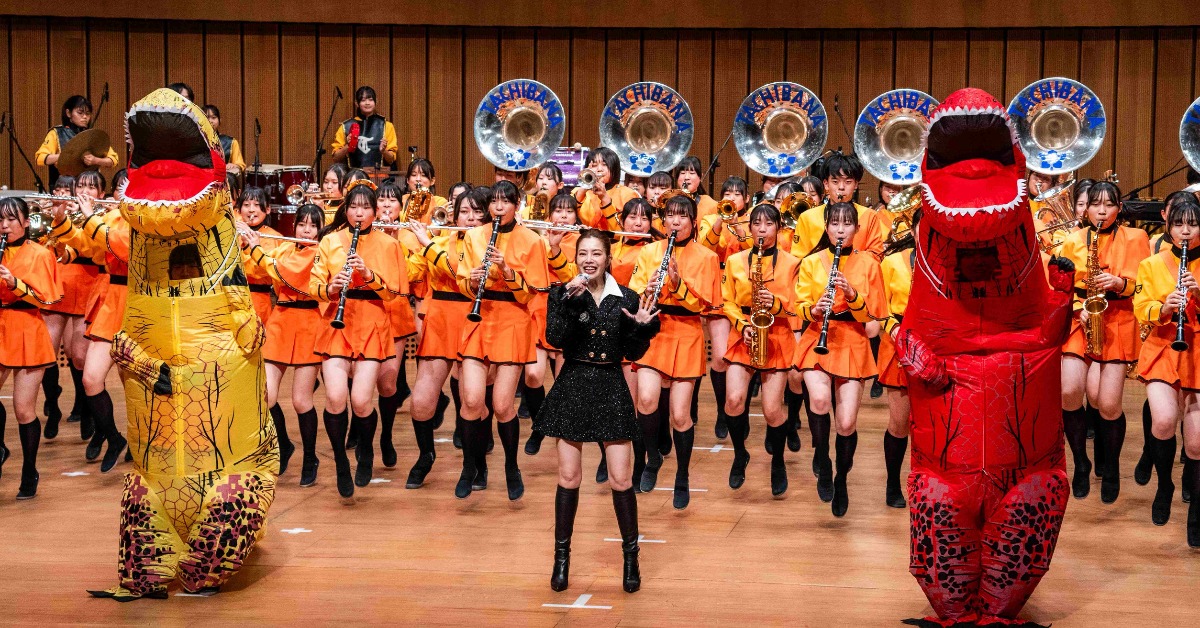 徐懷鈺攜手京都橘高校吹奏樂部國際共演登收視高點。（圖／三立提供）