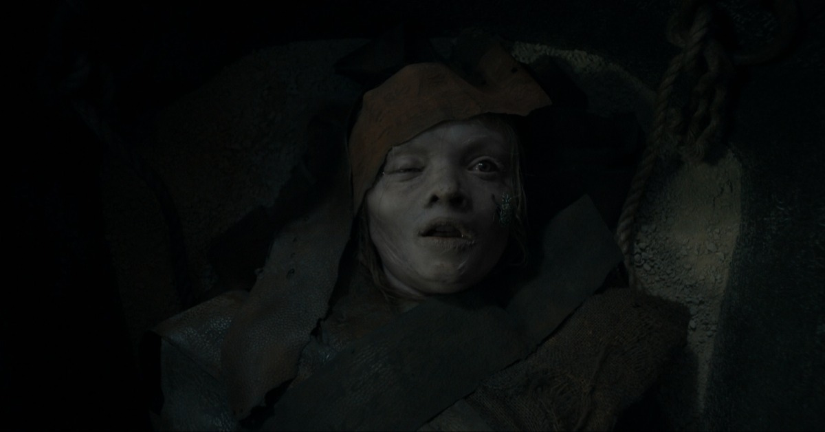 傑克雷諾在新片中的女兒變成「活著的木乃伊」。（圖／華納兄弟）