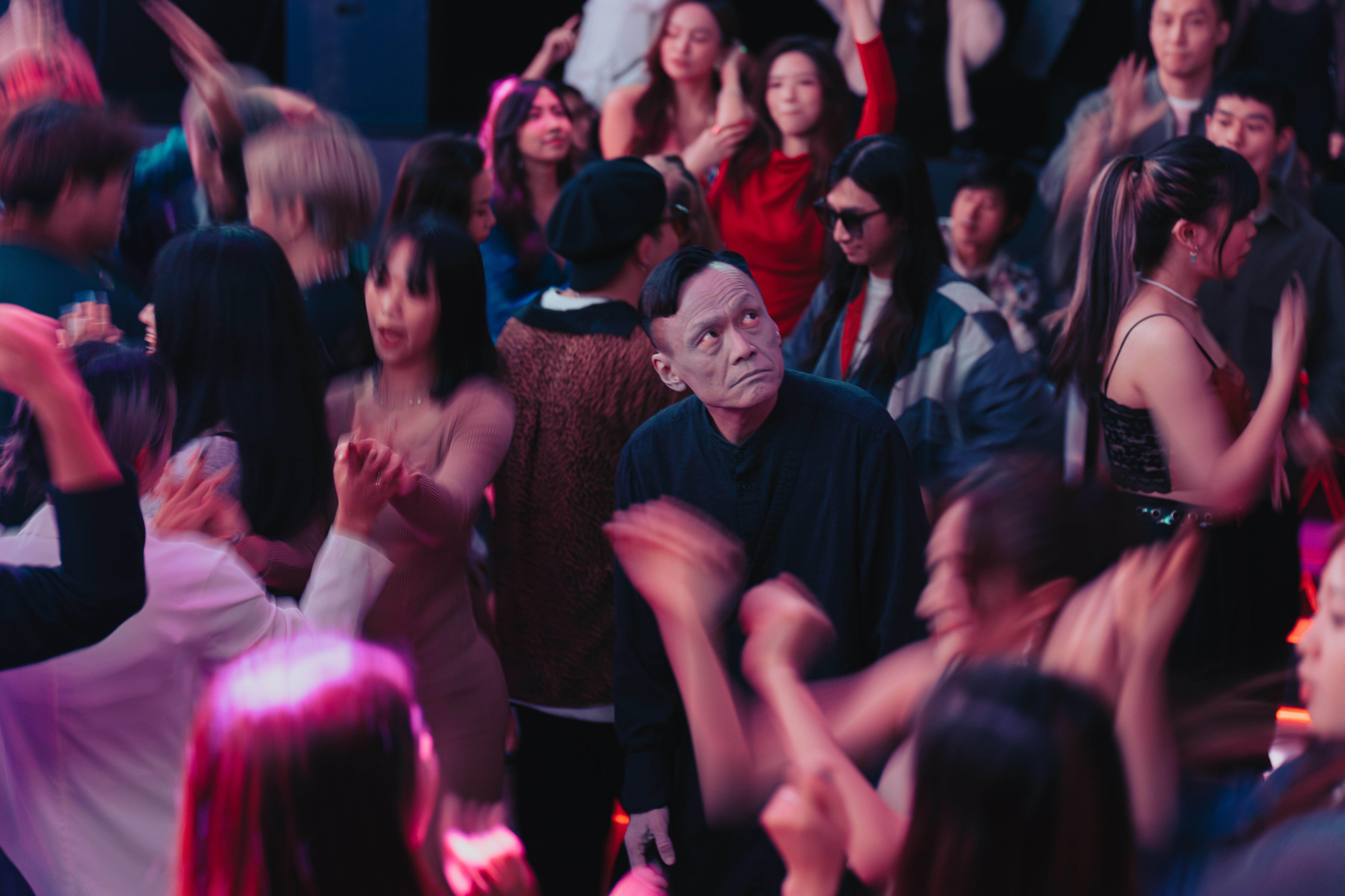 陳以文不認自己是邪惡反派，盼觀眾透過人靈兩界交戰獲得啟發。（圖／Netflix）