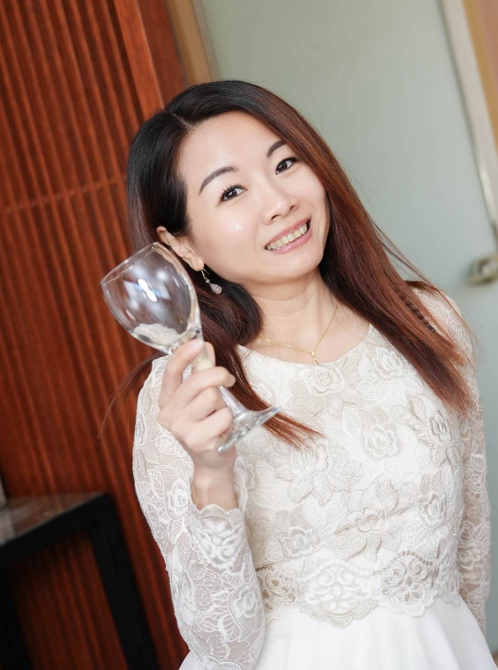 話題熟女團F40<a href='https://star.ebc.net.tw/search/tags/Cony/' target='_blank'>Cony</a>曾因合夥人倒債入獄，現在擁有幸福的人生。（圖／女神愛啪啪提供）