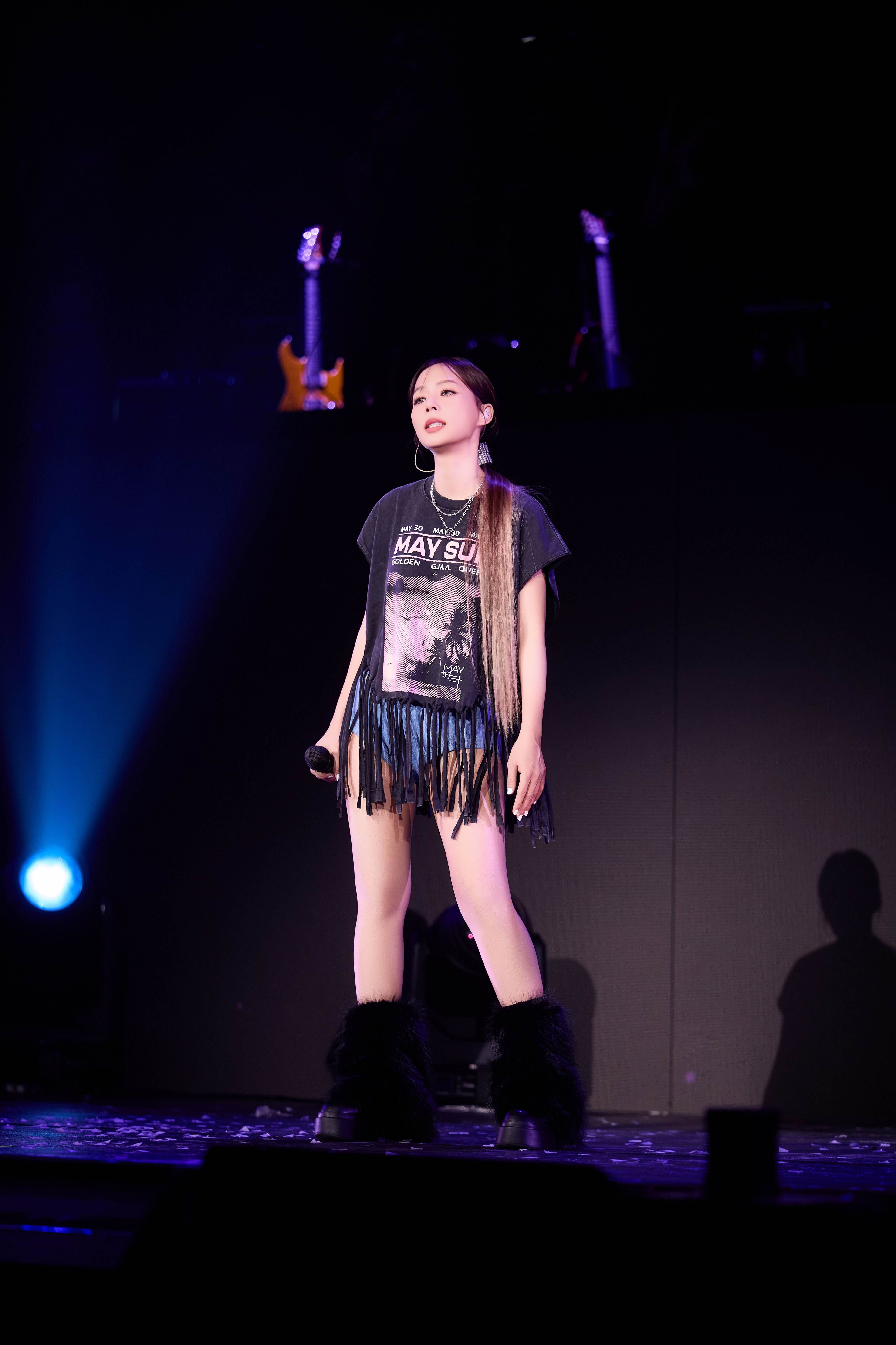 金曲歌后孫淑媚去年底在高雄舉辦了個人出道30年的首場大型個唱。（圖／華貴娛樂提供）