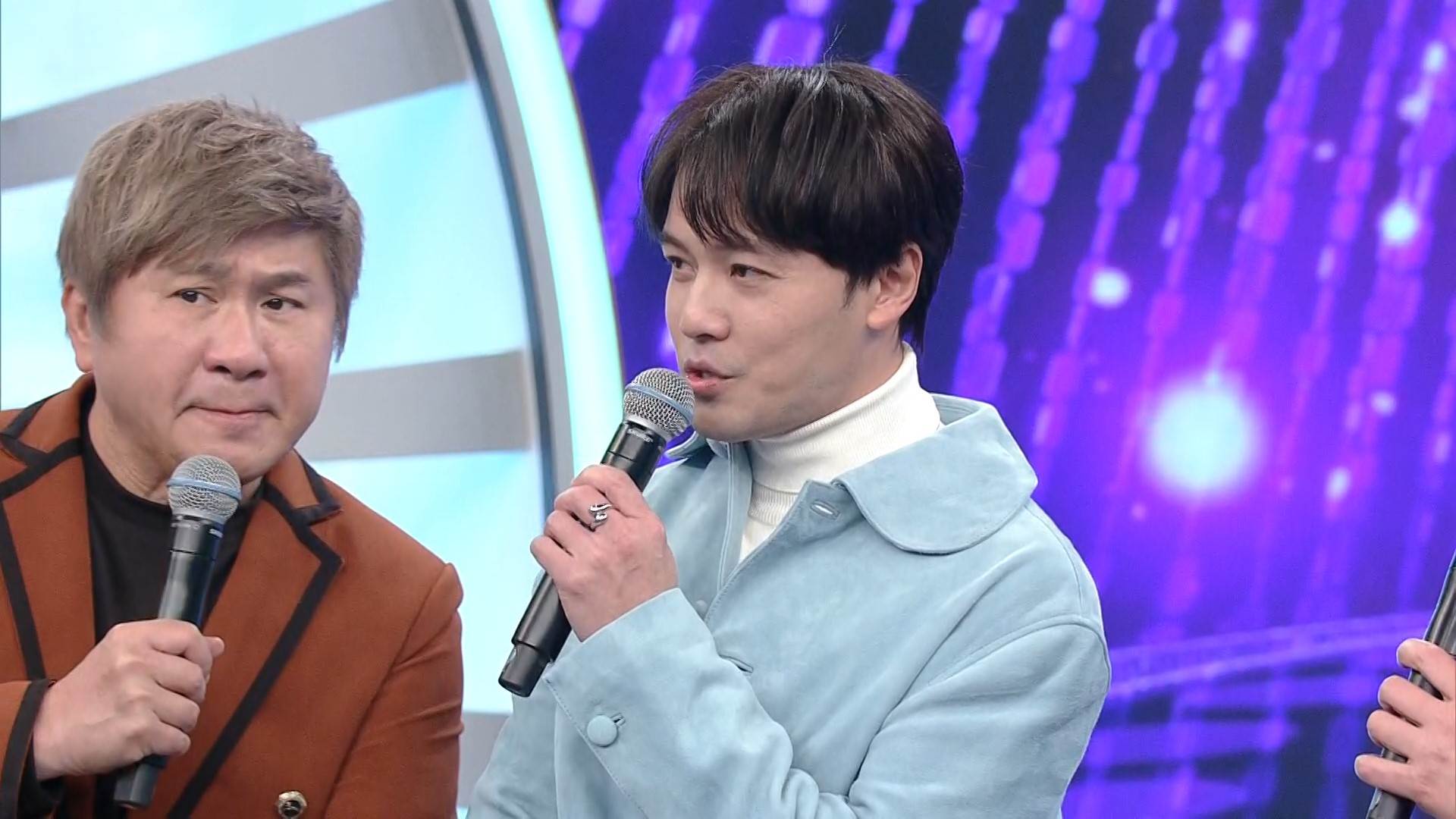 黃文星大秀火熱舞，瞬間點燃現場氣氛。（圖／華視提供）