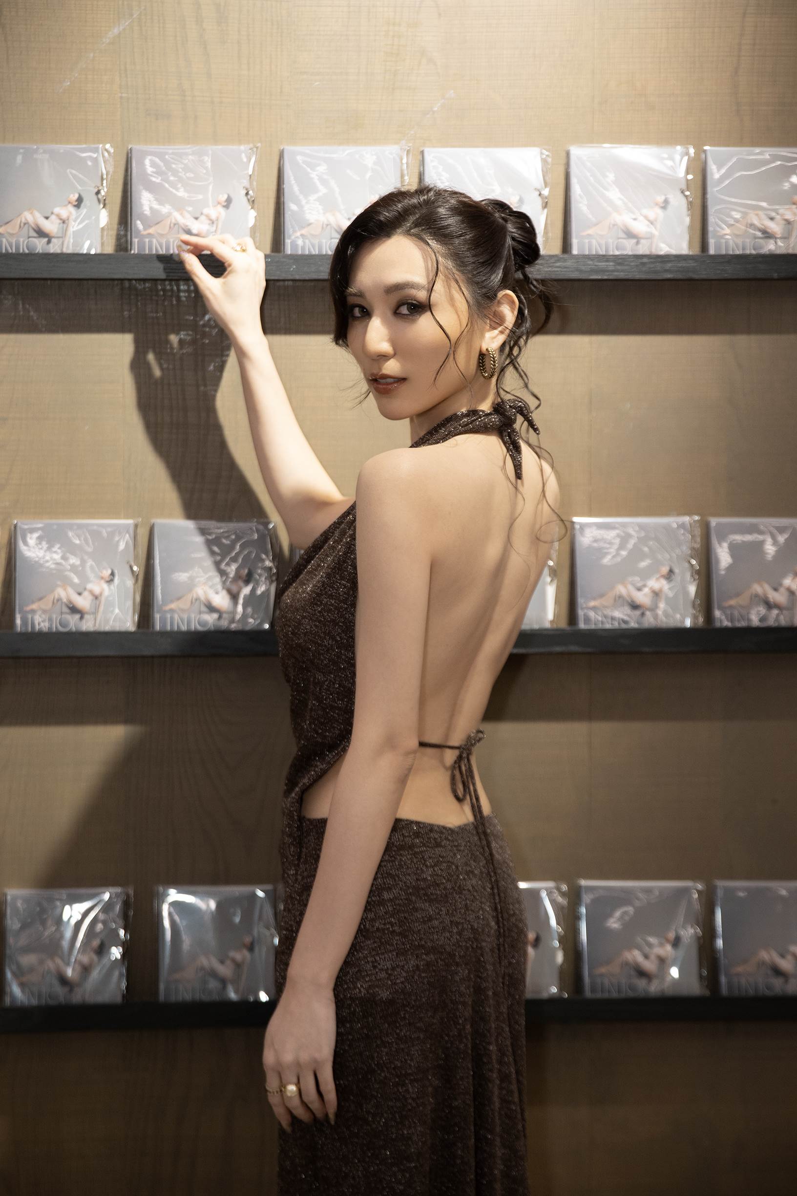 都會潮流女聲Haezee黃瑋昕在音樂會上身材曼妙。（圖／索尼音樂提供）