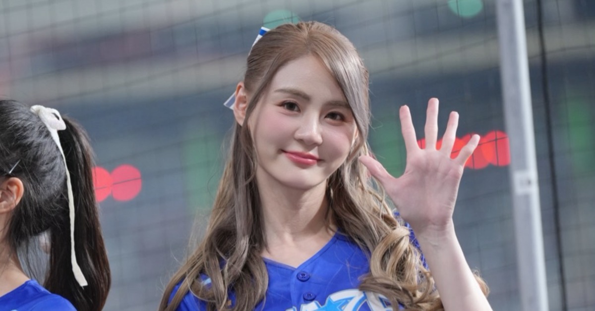 中信兄弟啦啦隊「Passion Sisters」人氣成員短今（胡馨儀）。（圖／翻攝自短今 IG）