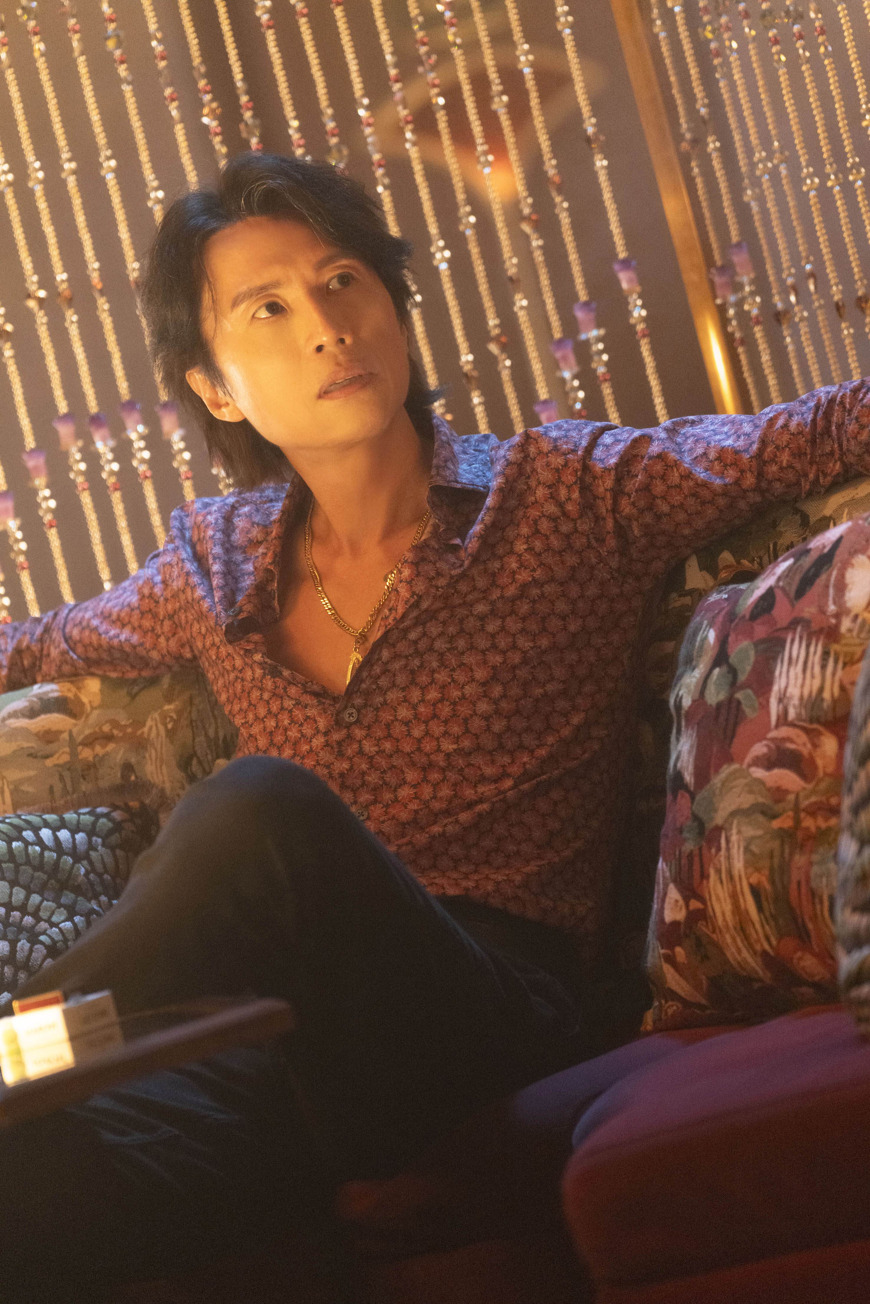 黃子華透露當年由爸爸帶隊上夜總會。（圖／華映娛樂）