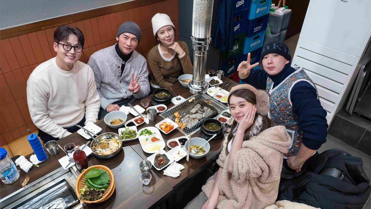 温昇豪、天心，攜手少年藝人邱偲琹、金雲在《花甲少年趣旅行》暢遊韓國。（圖／東森綜合）