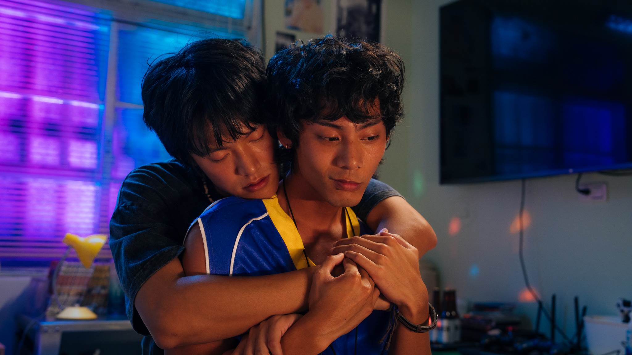 《向流星許願的我們》余杰恩（左）與各務孝太攜手打造火花四射的「海哲CP」。（圖／有意思國際傳媒、犢影制作提供）