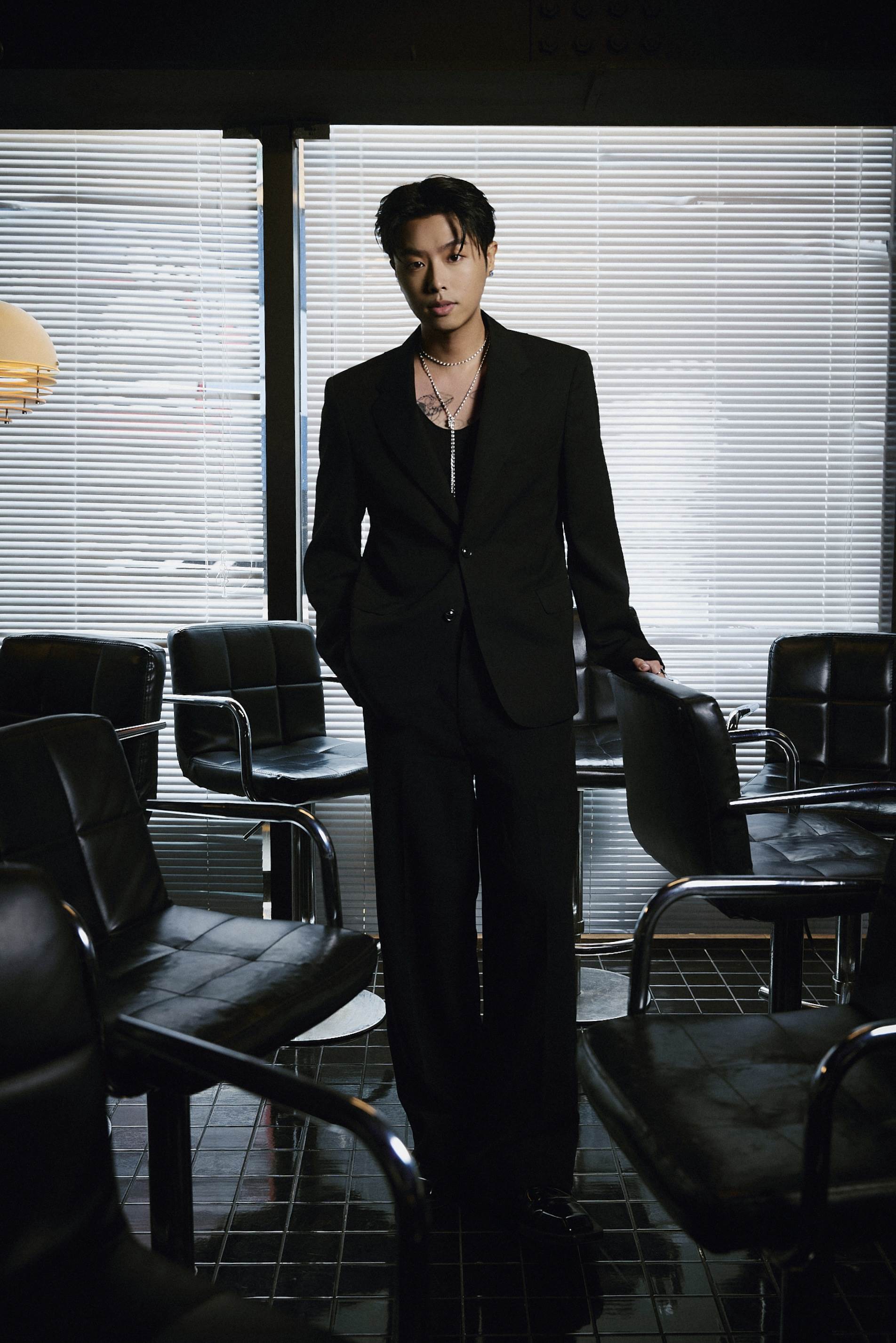 HowZ即將在3月11日發行個人第二張專輯《The Blooming Prince&nbsp;花花公子》。（圖／皓室創意Light House提供）