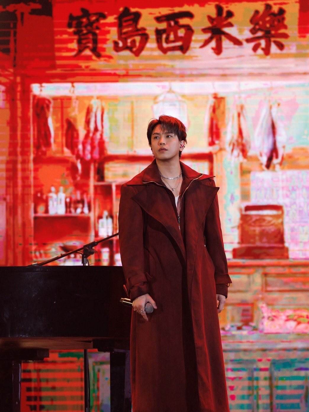 阿弟（蕭景鴻）曾為八點檔《寶島西米樂》唱主題曲，如今也將回歸拍戲。（圖／翻攝自蕭景鴻臉書）