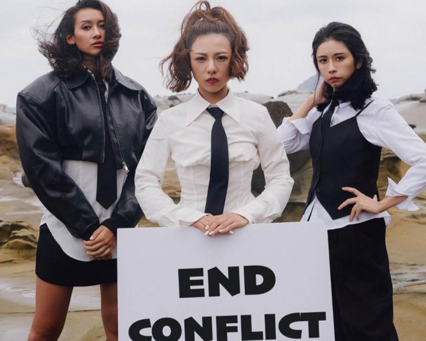 FIVE TWO EIGHT五二八團員成員左起Kaina 、Mia、劉玳妍期望透過歌聲為世界發聲，也祈禱世界和平，停止衝突。（圖／FIVE TWO EIGHT 五二八提供）