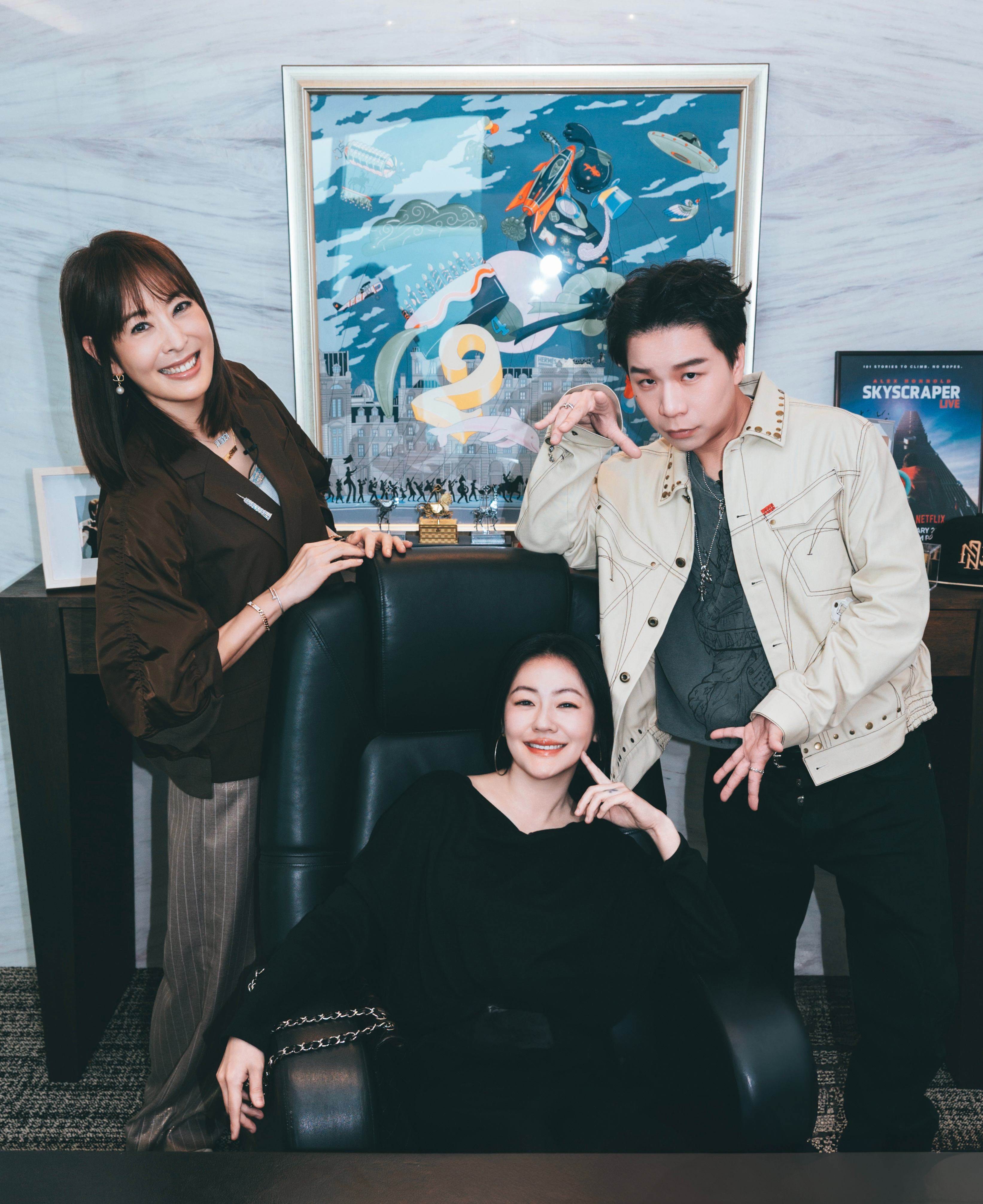 小S早預言賈永婕「接重任」。（圖／東森綜合台提供）