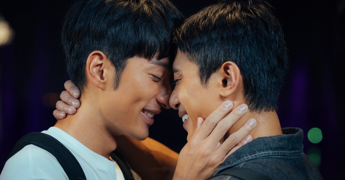 《向流星許願的我們》鍾岳軒（左）與初孟軒組成「皓永CP」，儘管角色挑戰壓力爆表，兩人的默契也越拍越好。（圖／有意思國際傳媒、犢影制作提供）