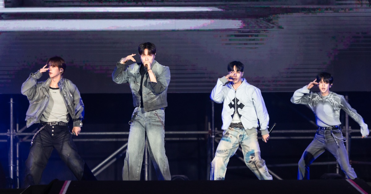 韓國男團HIGHLIGHT登上2026高雄櫻花季的舞台。（圖／讀者提供）