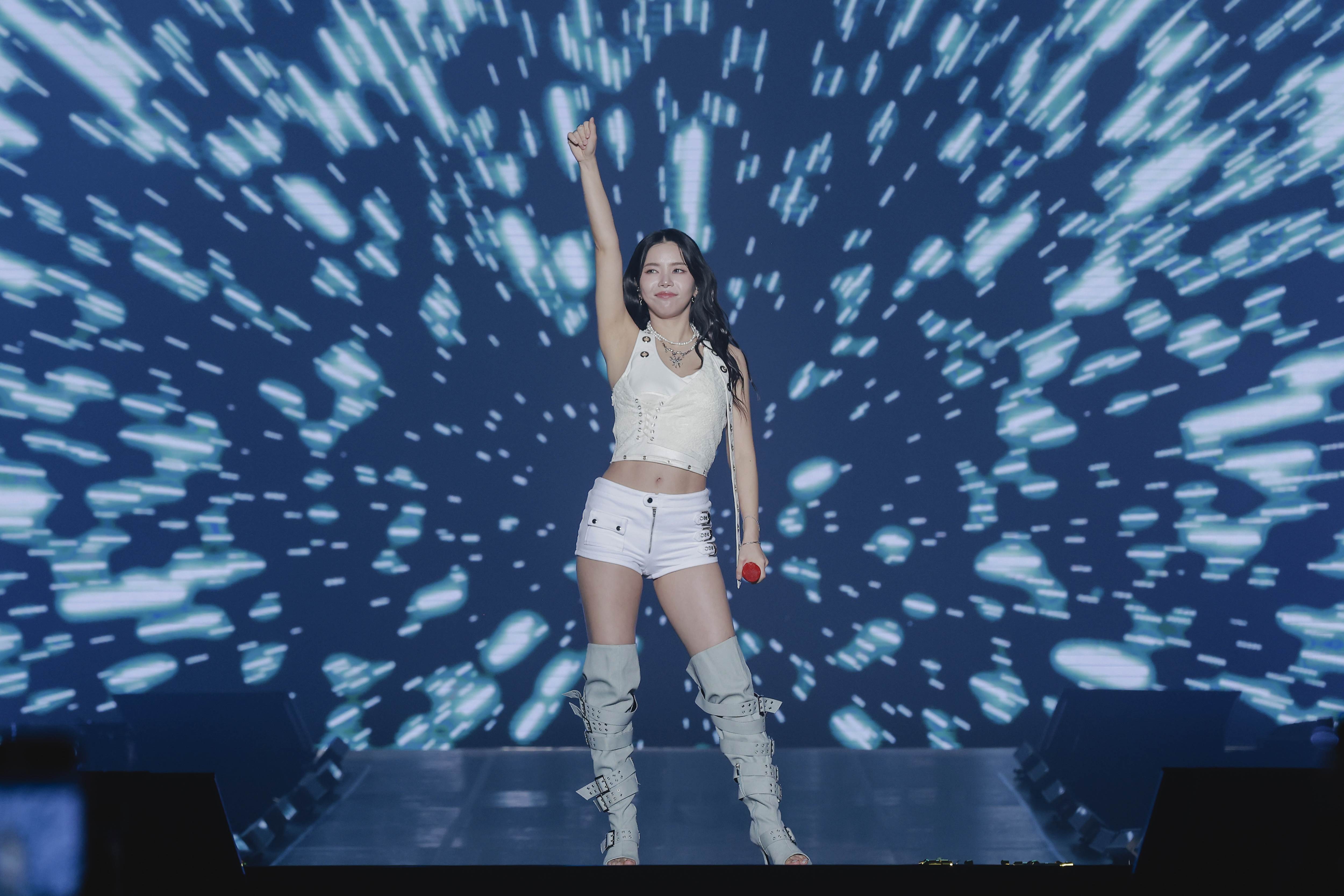 頌樂於<a href='https://star.ebc.net.tw/search/tags/演唱會/' target='_blank'>演唱會</a>全中文互動誠意十足。（圖／SHOWOFFICE提供）