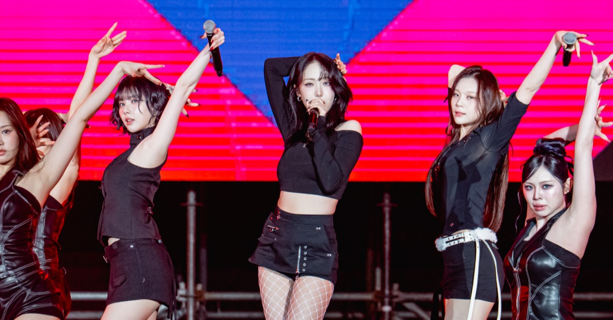 韓國人氣女團VIVIZ登上櫻花季舞台演出。（圖／讀者提供）