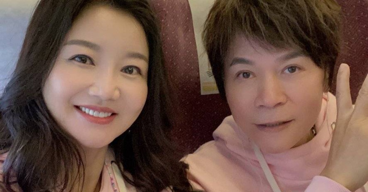 洪榮宏和妻子張瀞云的8年婚姻傳出疑似生變。（圖／翻攝自洪榮宏臉書） 
