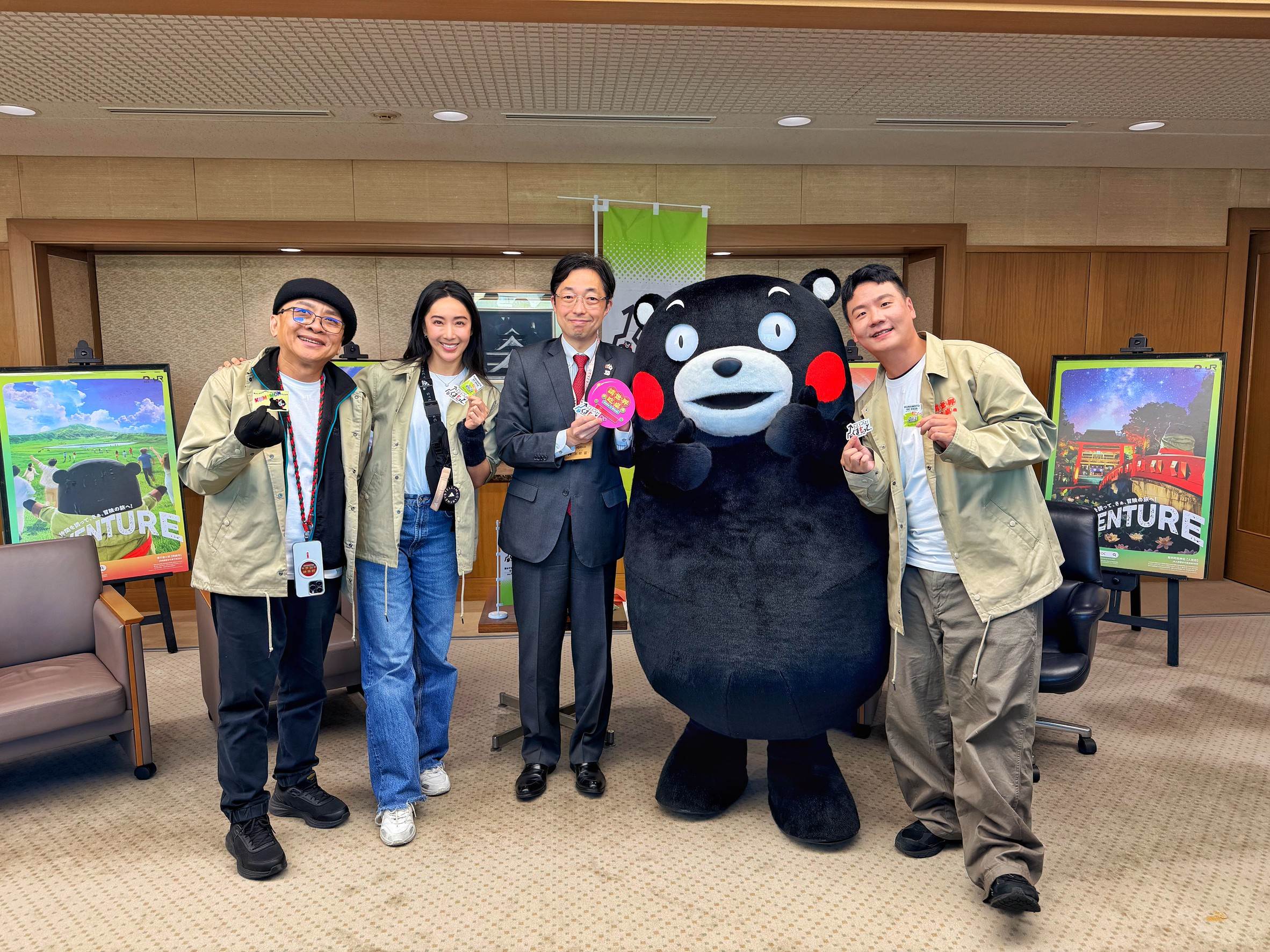 隋棠與總鋪師親自拜會熊本縣知事木村敬。（圖／三立提供）
