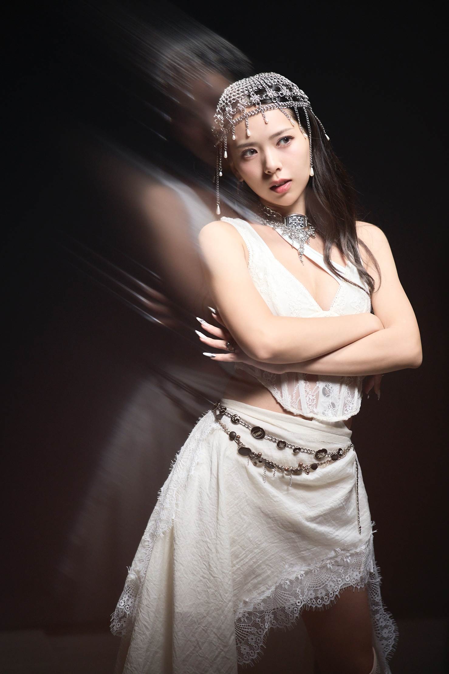 曾蘊帆靠自律維持火辣曲線。（圖／品緁娛樂提供）