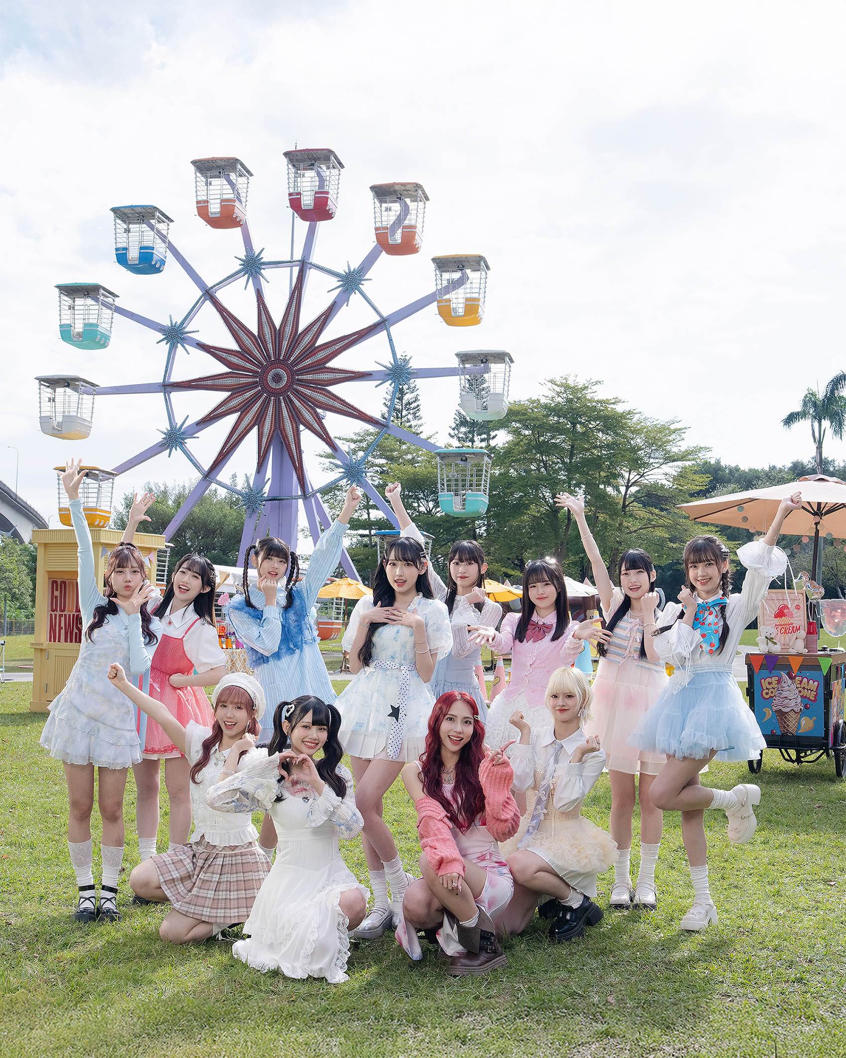 女團TPE48成員前排左起<a href='https://star.ebc.net.tw/search/tags/劉曉晴/' target='_blank'>劉曉晴</a>.<a href='https://star.ebc.net.tw/search/tags/林于馨./' target='_blank'>林于馨.</a>林易沄.蔡伊柔,後排左起<a href='https://star.ebc.net.tw/search/tags/蔡亞恩/' target='_blank'>蔡亞恩</a>.黃奕霖.蘇姮羽.<a href='https://star.ebc.net.tw/search/tags/伊品/' target='_blank'>伊品</a>.楊亞芸.蔡喬茵.陳以凌.陳穎臻。（圖／好言娛樂提供）
