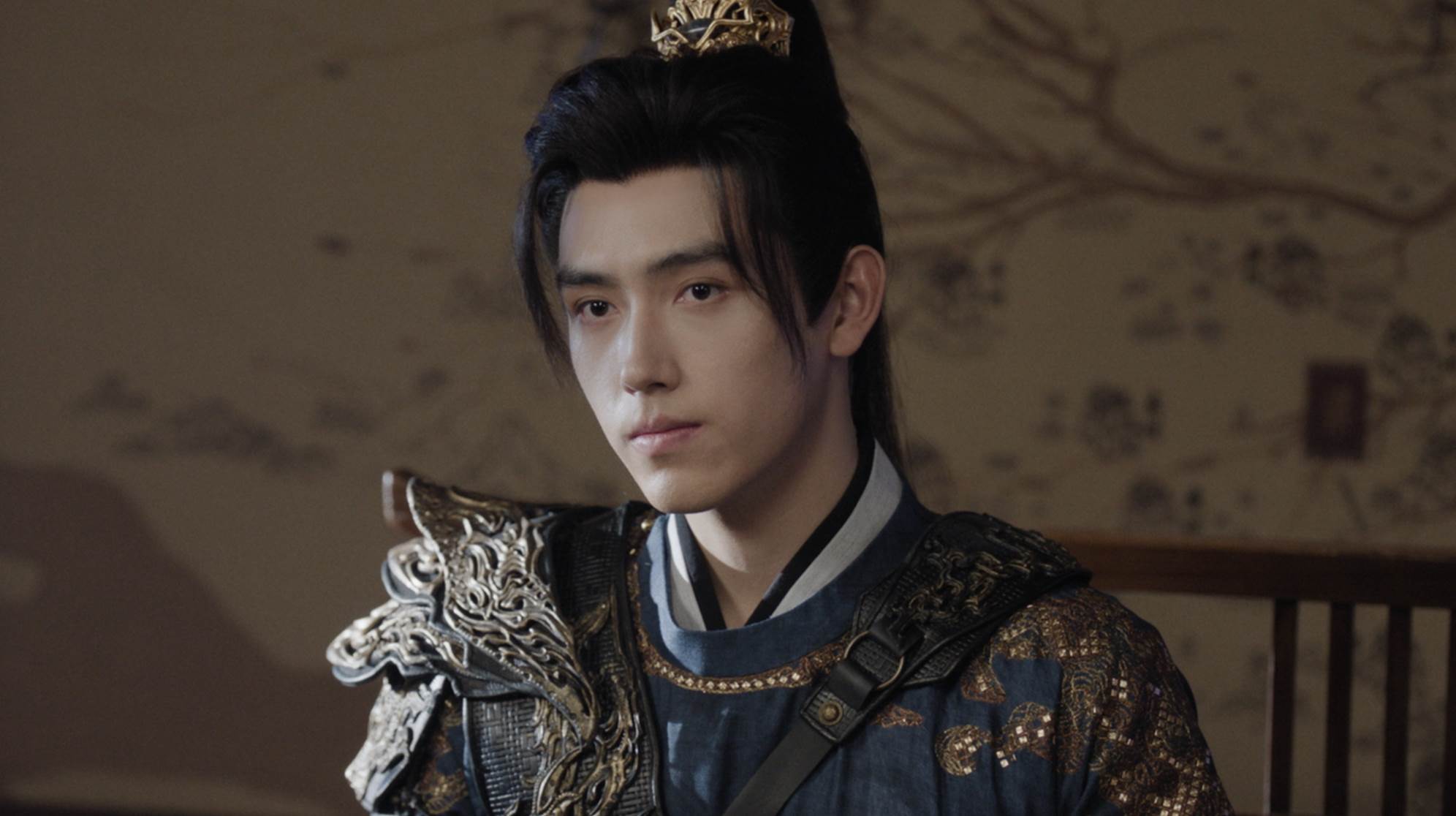 古裝奇幻劇《白日提燈》陳飛宇飾演的少年將軍段胥。（圖／Disney+提供）