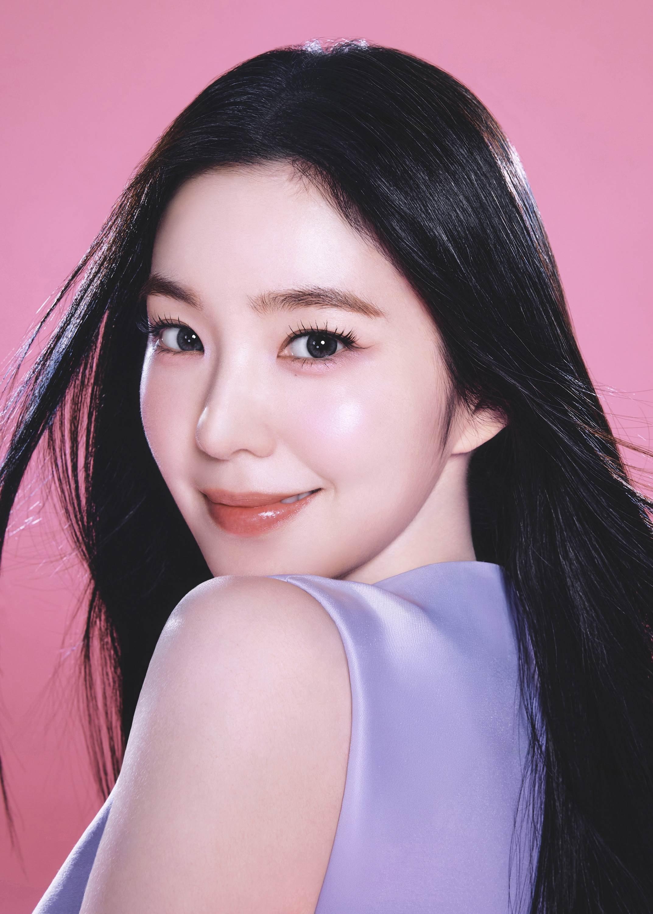 南韓人氣女團Red Velvet成員Irene（裴柱現）推出首張正規專輯《Biggest Fan》。（圖／SM Entertainment提供）