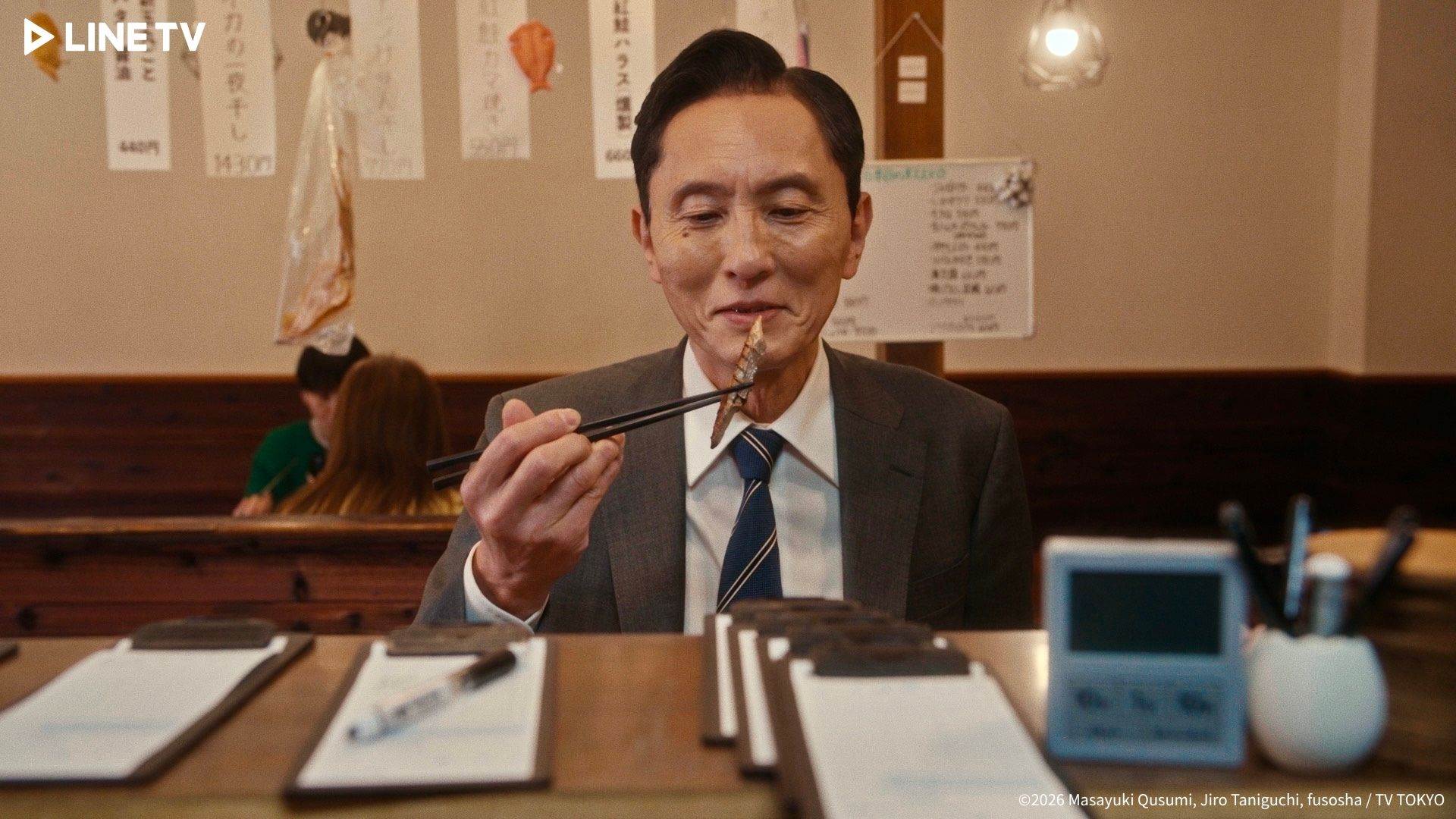 《孤獨的美食家》劇中描述經營進口雜貨貿易的井之頭五郎（松重豐 飾），自由自在享用美食的過程療癒了無數觀眾，開播至今已邁入14年，目前迎來全新一季。（圖／<a href='https://star.ebc.net.tw/search/tags/LINE TV/' target='_blank'>LINE TV</a> 提供）