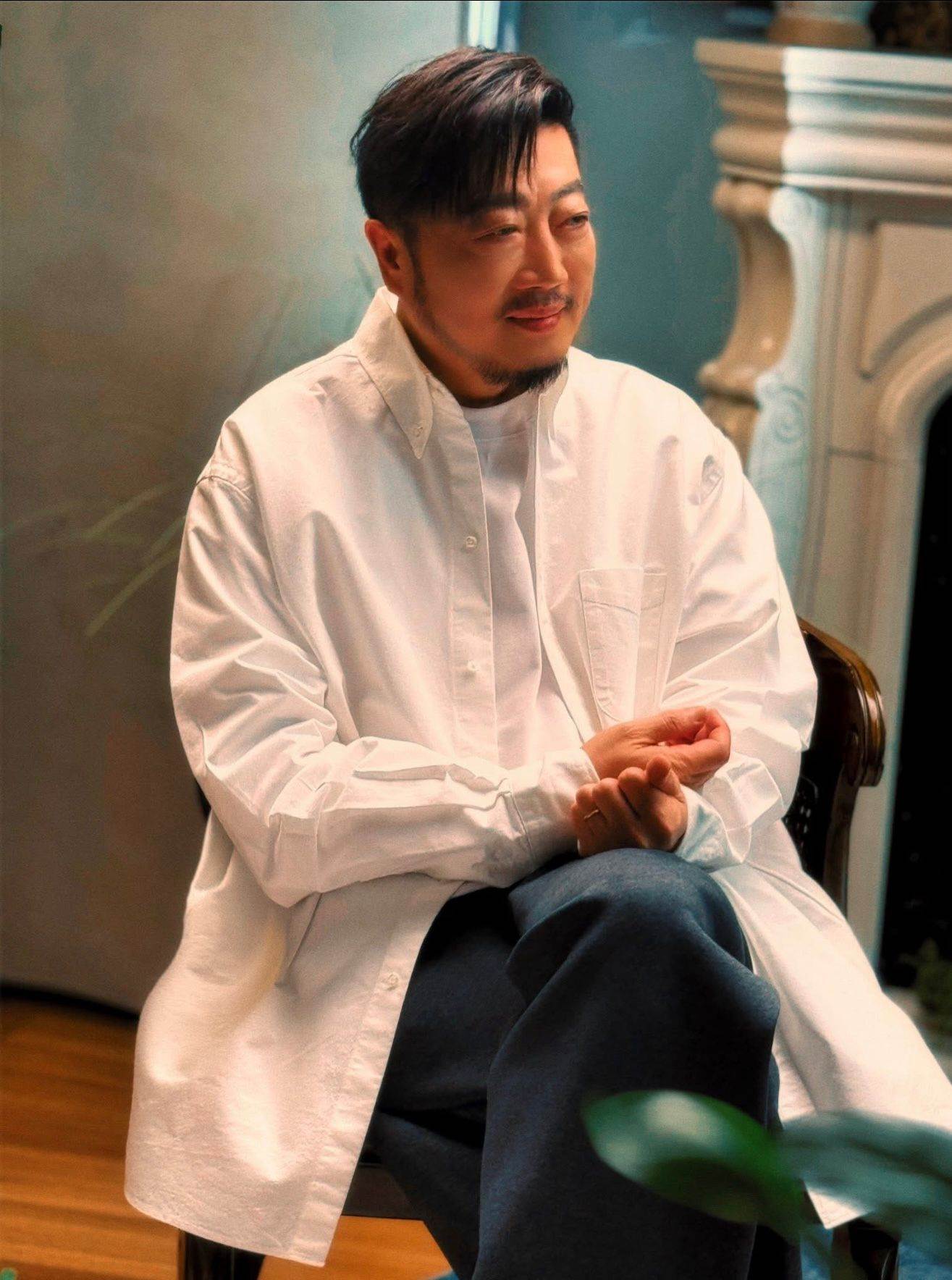 小蟲用自己喜歡且舒服的態度面對工作和生活。（圖／小蟲提供）