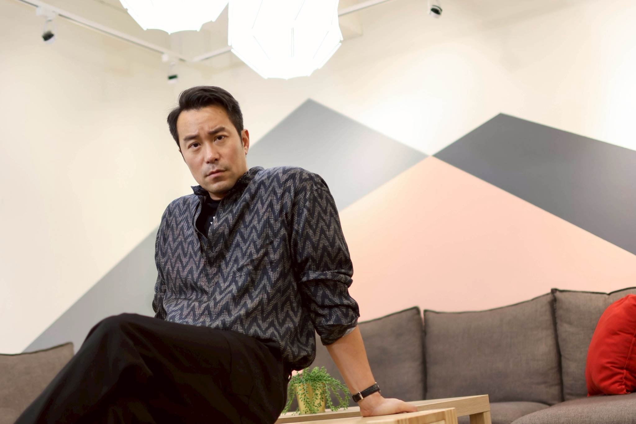 張孝全與沈可尚導演從認知差異，磨合成宛如情侶般的關係。（圖／東森娛樂）