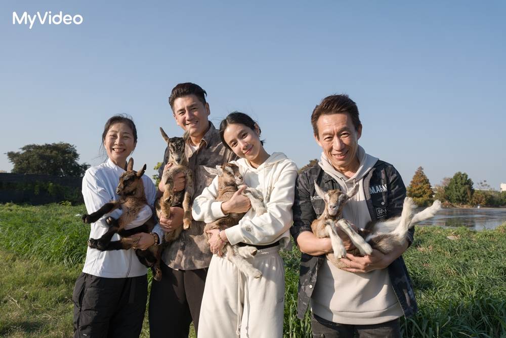 郭子乾（右1）驚温貞菱（右2）膽子大。（圖／台灣大哥大MyVideo提供）