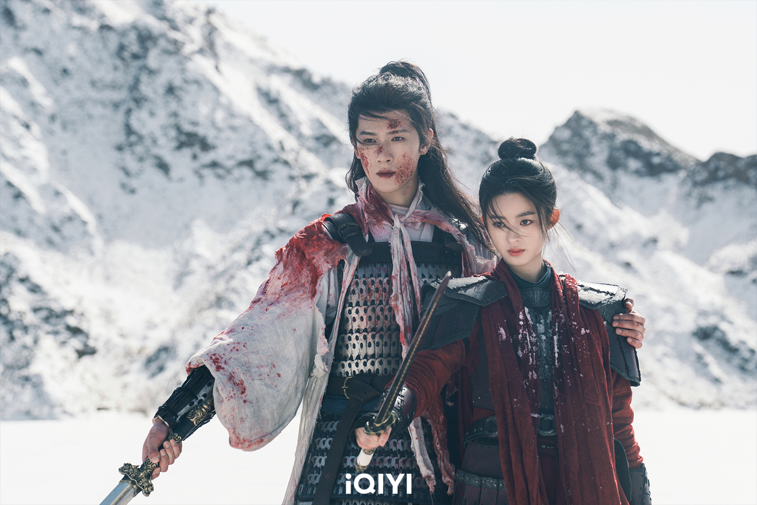 《冰湖重生》李昀銳（左）與黃楊鈿甜。（圖／iQIYI愛奇藝國際版）