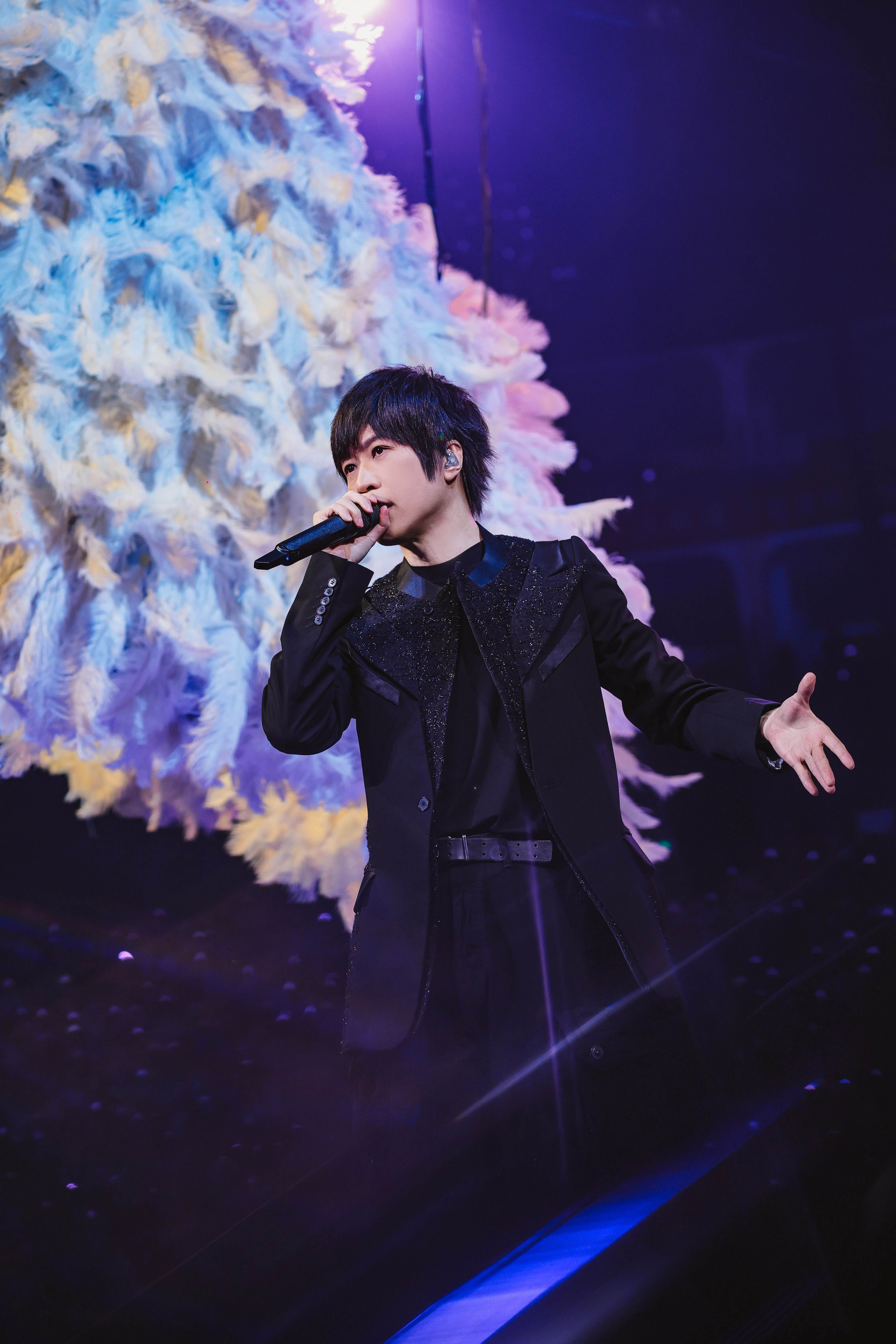 《F✦FOREVER恆星之城》五月天阿信以創作無數經典的音樂能量，陪伴歌迷一路走過青春與夢想。（圖／相信音樂提供）