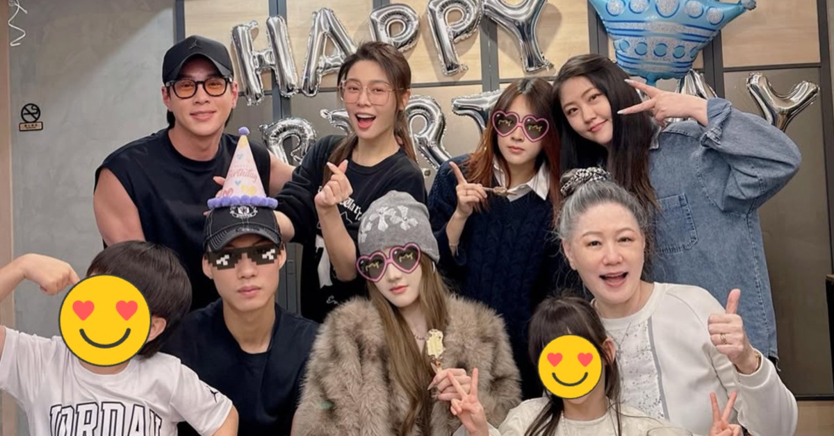 白家綺一家為20歲大女兒慶生。（圖／翻攝自白家綺臉書）