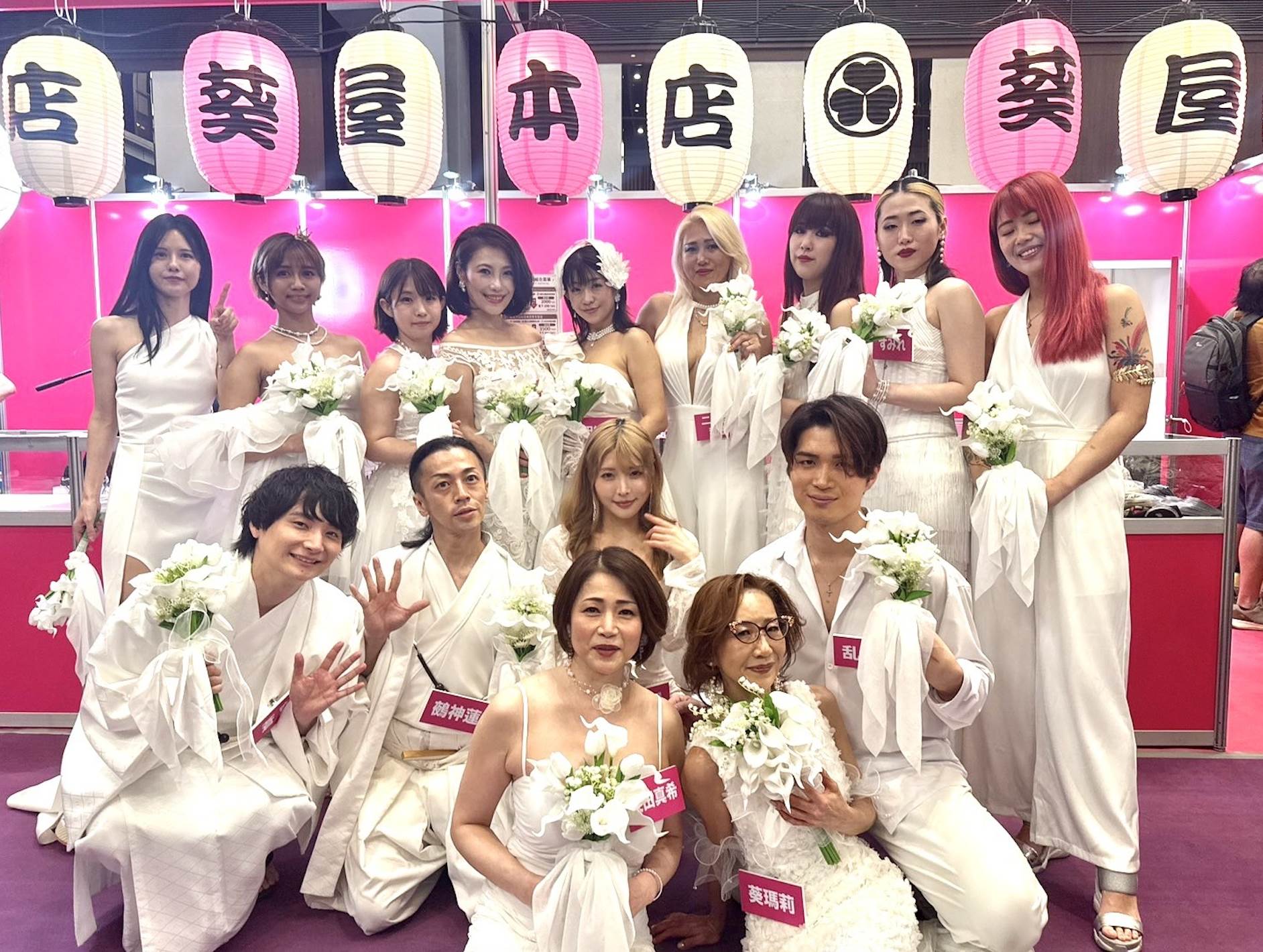 社區媽媽的灶咖有葵瑪莉等女優一同與粉絲互動。（圖／博展國際有限公司提供）