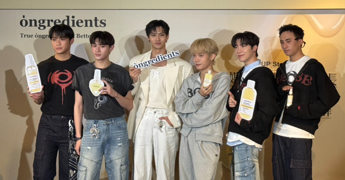 男團VERA和FEniX成員夏浦洋（左三）為韓國保養品牌擔任一日店長。（圖／記者楊雅芸攝）