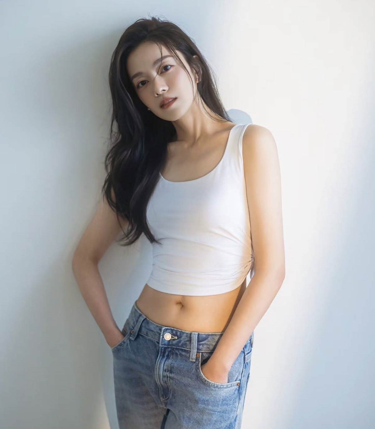 喻虹淵曬出一系列絕美形象照。（圖／翻攝自喻虹淵IG)