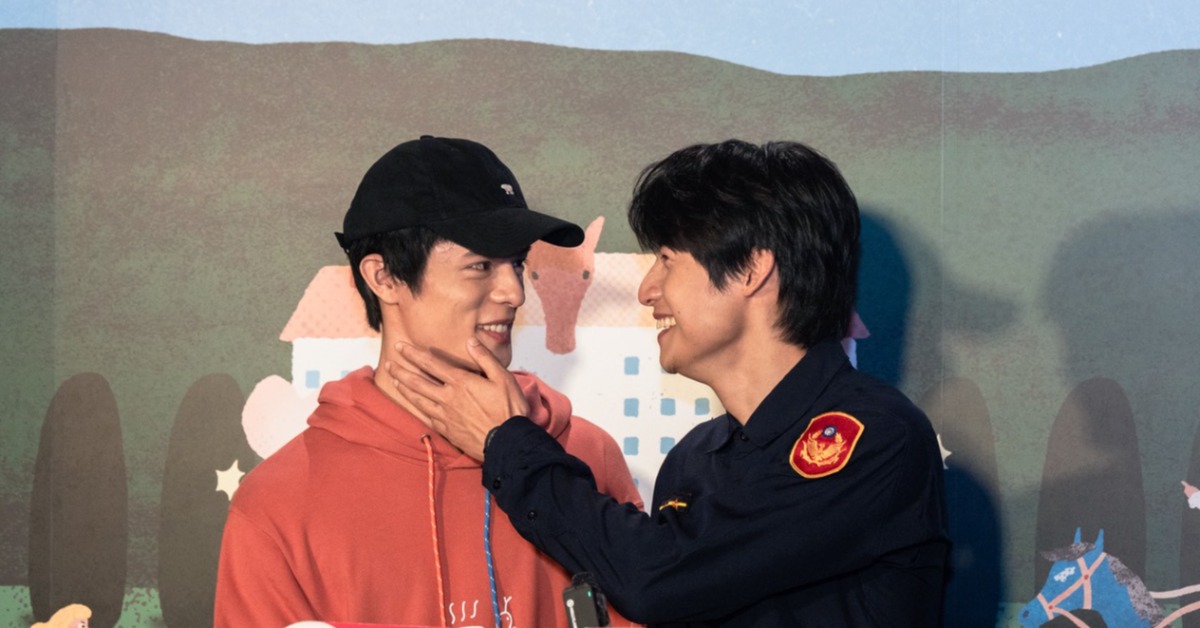 邱以太、劉育仁共同主演BL台劇《整個世界，只有你連上了我》，劇中都獻出精壯身材。（圖／金馬執委會）