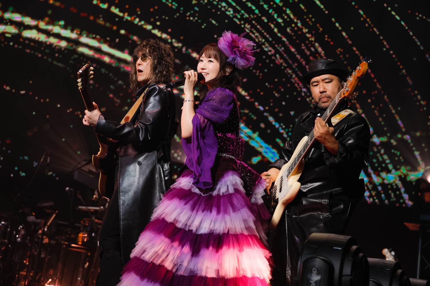 日本聲優天后水樹奈奈演唱觀眾票選第一的歌曲〈深愛〉，並表示這首歌含有對父親的思念。（圖／Hannah Eto (SHERPA+)提供）