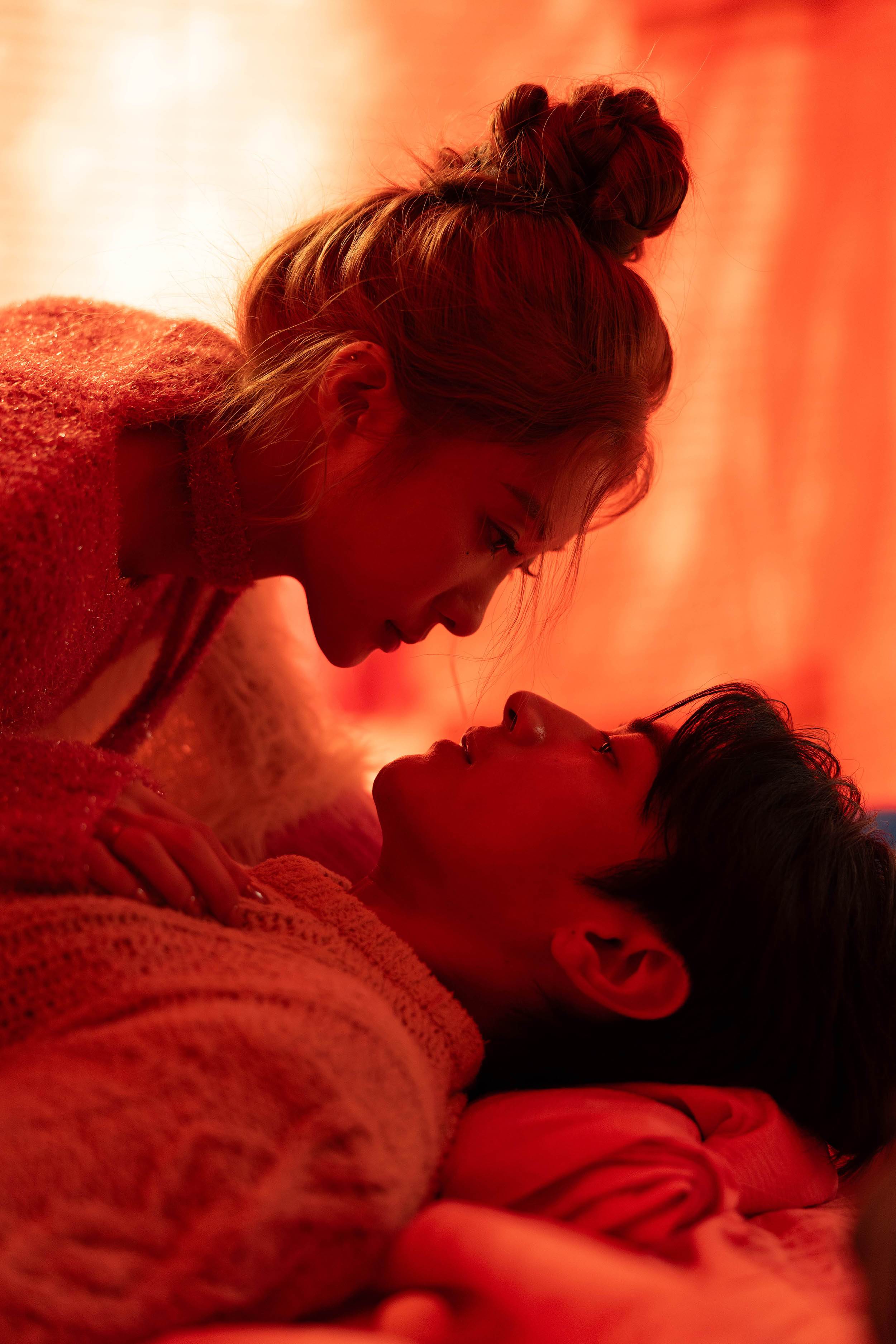 陳華〈陪你到這〉<a href='https://star.ebc.net.tw/search/tags/MV/' target='_blank'>MV</a>邀來金鐘雙料提名男星<a href='https://star.ebc.net.tw/search/tags/宋柏緯/' target='_blank'>宋柏緯</a>擔任男主角。（圖／陳華提供）