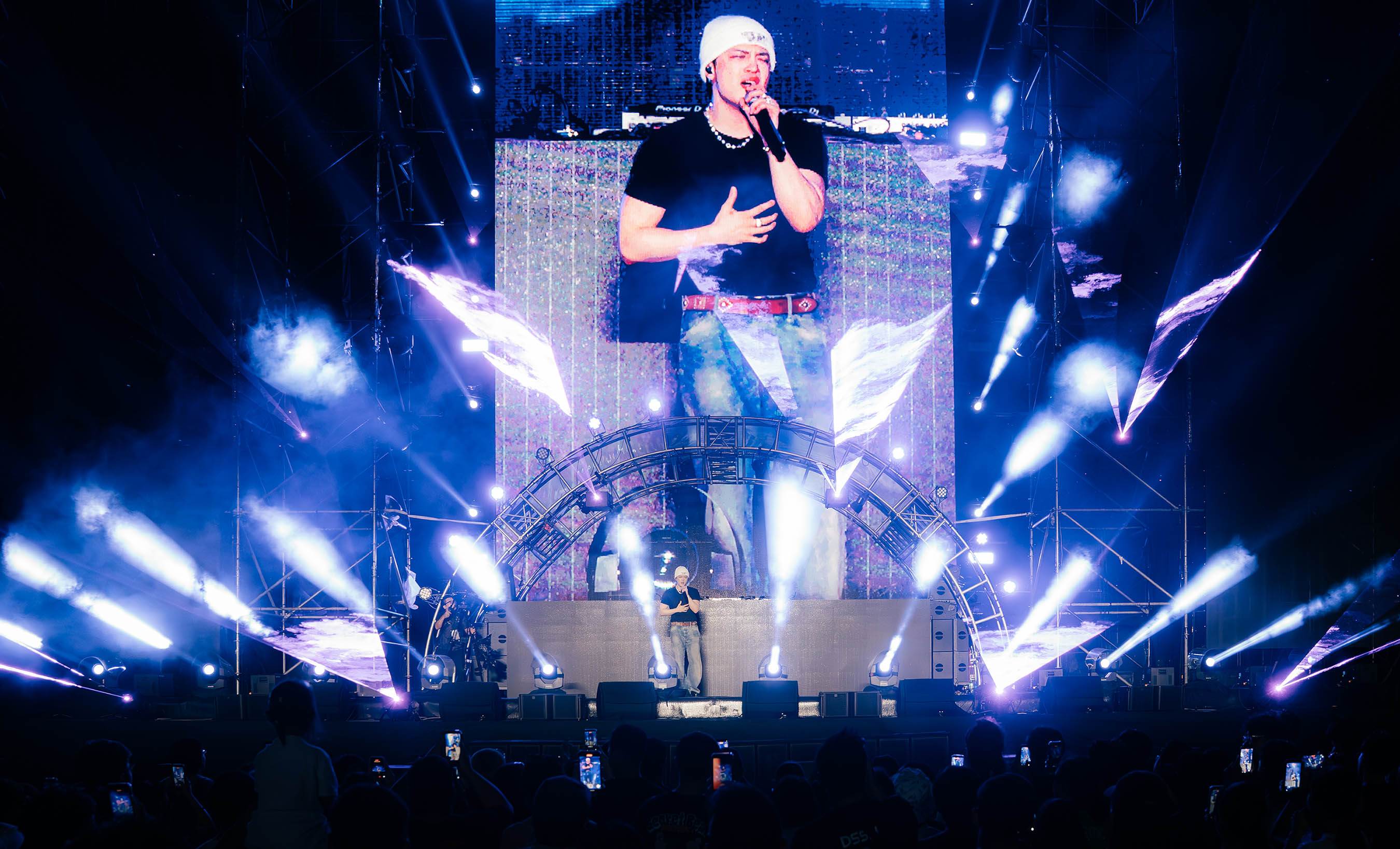 J.Sheon擔任嘉賓參加《2026 MONSTER E-TIYALAND》臺東電音派對。（圖／臺東縣政府民政處提供）