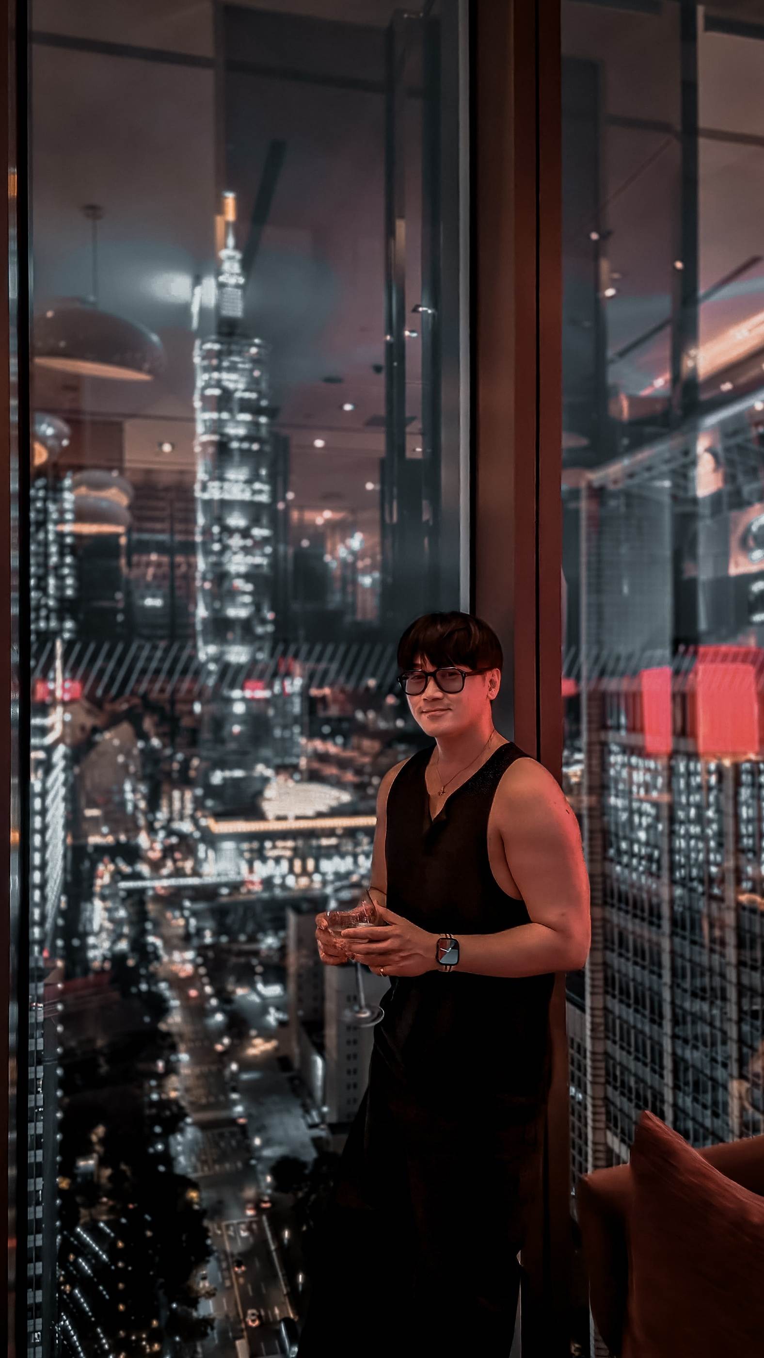 唱作才子易桀齊易桀齊至今都記得在台北第一次見到自己的偶像<a href='https://star.ebc.net.tw/search/tags/張艾嘉/' target='_blank'>張艾嘉</a>的溫暖悸動。（圖／走音佬音樂工作室提供）