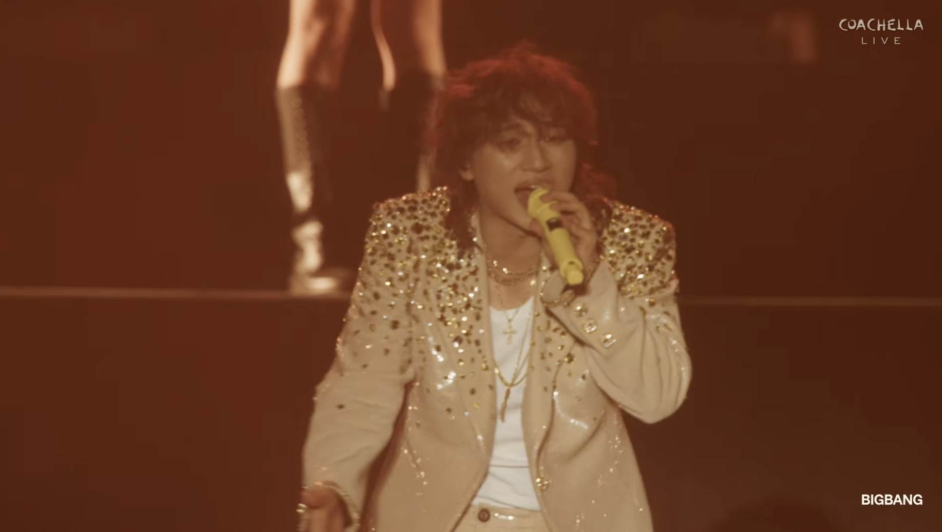 南韓天團BIGBANG 大聲的Trot穩定發揮。（圖／翻攝自Coachella YouTube）