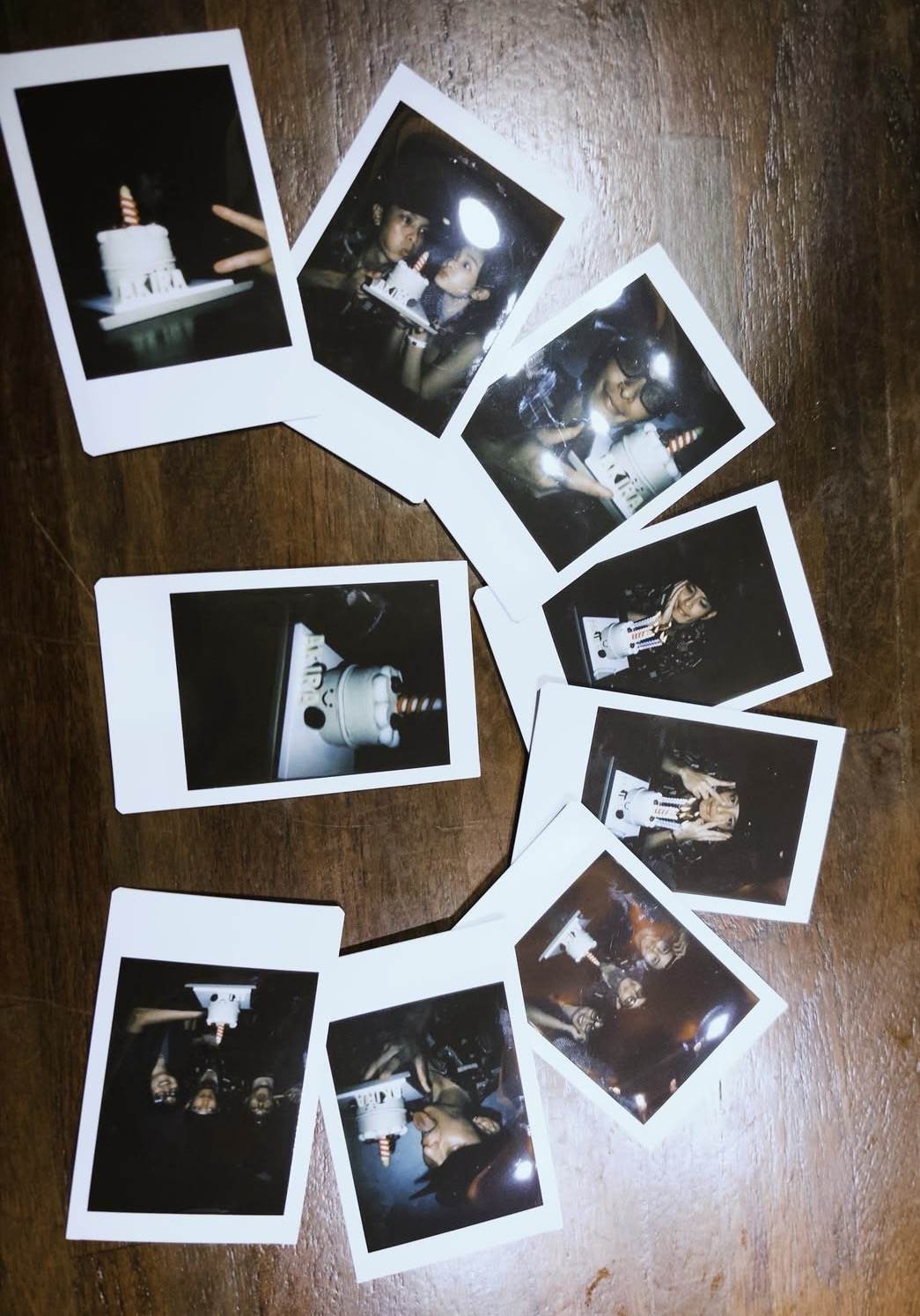 曹佑寧分享與王淨同框吹蠟燭的照片。（圖／翻攝自曹佑寧IG）